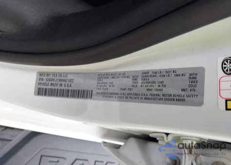 2021 Ram 1500 Laramie 4X4 5'7 Box z USA, uszkodzony, nr VIN 1C6SRFJT9MN621022